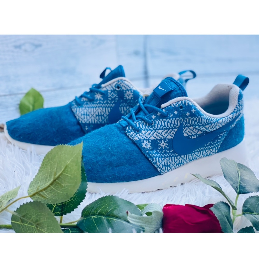Nike Roshe Winter Blue